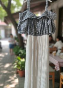 Chic Off-Shoulder Gingham , Pleated Skirt like mi
