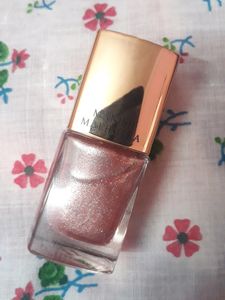 Myglamm manish Malhotra NailLacquer Blush Cashmere