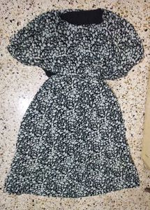 Chic Black &amp; White Floral Dress