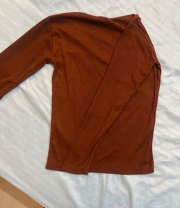 Long Sleeve V-Neck Top