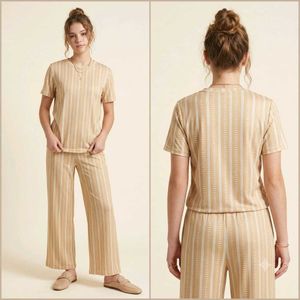 😴Beige Cozy Striped Co-ord Set / Night Suit ✨