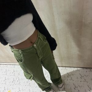 Green Cargo Jeans💚
