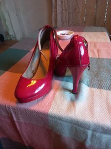 Chic Patent Heels