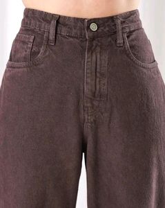 Shein Full Length Button Closure Clean Wash Jeans