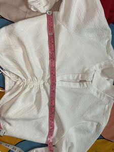 Chic Ruched White Cropped Top