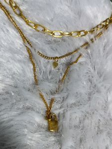 Chains Three Layer