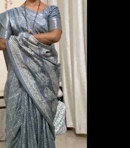 Elegant Grey Woven Saree