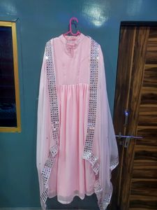 8 Mtr Heavy Nayra Cut Suit