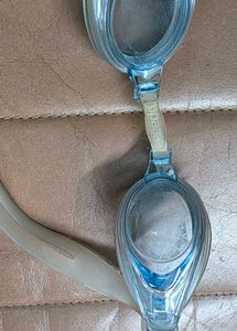 Speedo swimming goggles