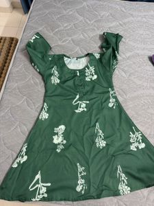 Green Kurta with Floral Print- Farsi style