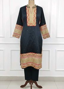 Black Embroidered Kurta set 💫