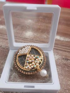 Designer Brooch with Pearls &amp; Crystals