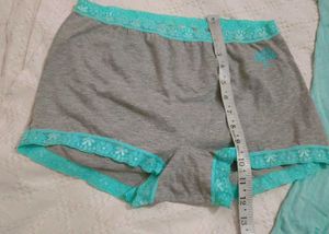Very Comfortable N Beautiful Shorts With Top