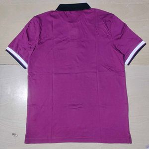 new Hugo Boos maroon colour tshirt