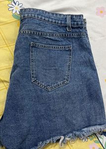 High-WaistRipped Denim Shorts
