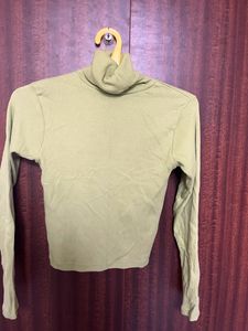 High-neck Crop Top
