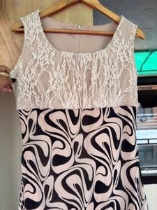 Stylish Maxi Dress with Lace Top