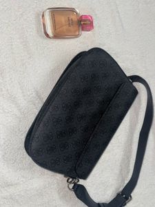 Authentic Guess Shoulder Bag 🖤