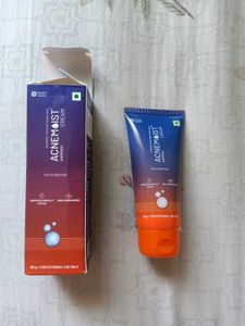 Acnemoist Cream.