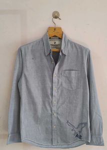 American Eagle Men's Blue Shirt