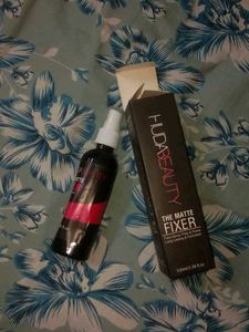 ✨Brand New🎀Huda Make-up Spray