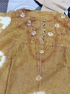 Embroidered night gown