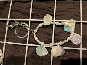 Chic Beaded Shell Keychain Set