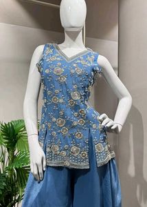 💙✨️Blue Embroidered Sharara Set✨️💙
