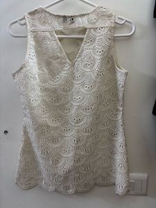 White Eyelet Sleeveless scallop hem top