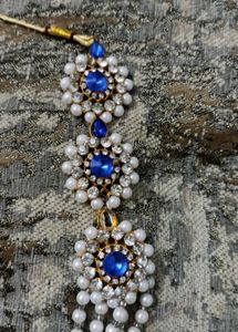 Stunning Blue &amp; White Beaded Necklace