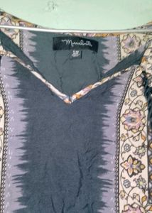 Boho Print Tassel Neck Tunic Top
