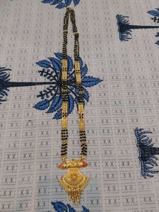 Gold Mangalsutra with Pendant