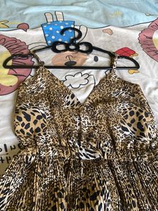 Chic Leopard Print Tiered Mini Dress