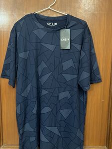 SHEIN Geometric Print T-Shirt