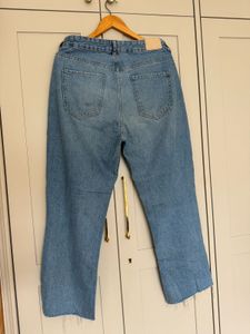 ZARA Buttoned High Rise Ripped Denim - 32