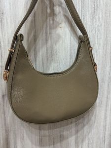Chic Crescent Shoulder Bag