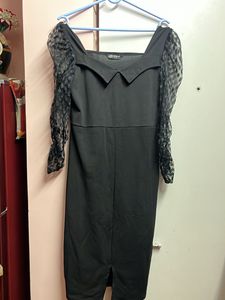 Chic Black Dress with Lace Sleeves