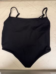 Classic Black top