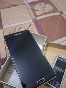 Samsung Galaxy Note 4 with Bill
