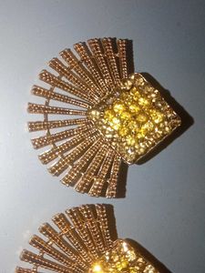 Sparkling Gold Toned Earrings
