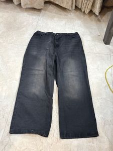Black baggy jeans