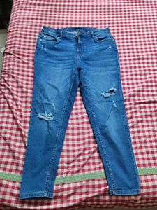 Stylish Blue Ripped Jeans