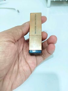 Manish Malhotra Lipstick - Vibrant Pink