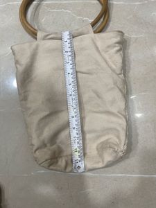 Crocheted Bucket Bag with Wooden Handles