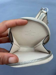 Authentic Louis Vuitton Marellini handbag