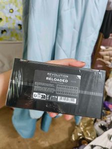 sealed Makeup Revolution Eyeshadow Palette