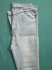 Light Wash Slim Fit Jeans