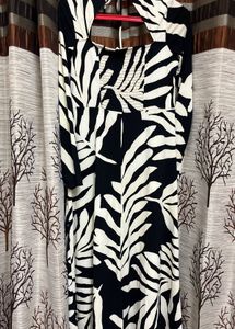 H&amp;M SQUARE-NECK JERSEY DRESS