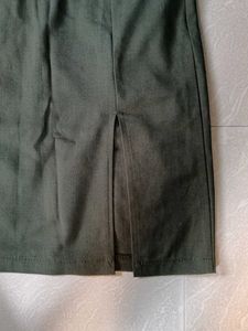 🇰🇷Stylish Olive Green Pinafore Dress