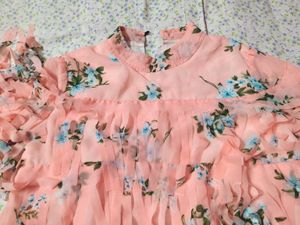 Charming Floral Print  top